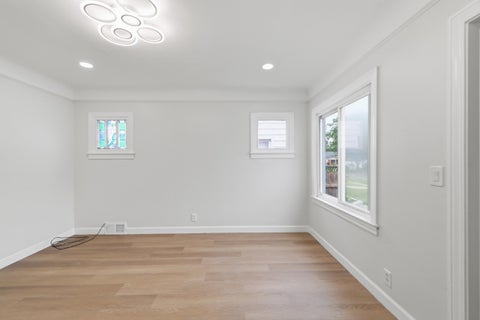 Tiny photo for 6803 Grandville Avenue, Detroit City, MI 48228 (MLS # 81026045648)