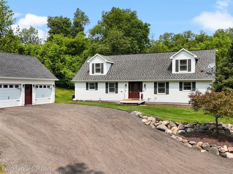 3040 Honey Bee Lane Addison Township MI 48370