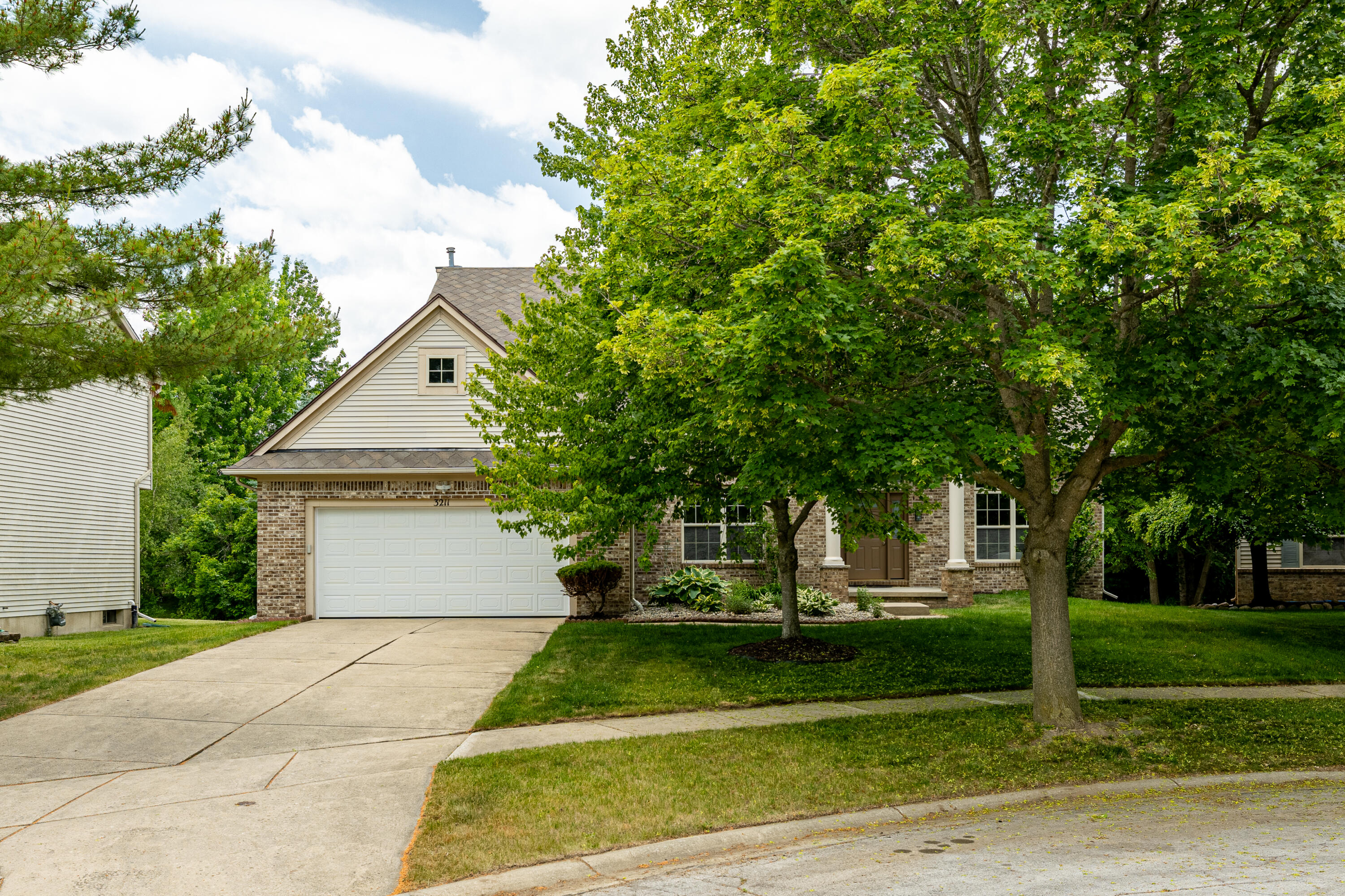 3211 Foxway Court