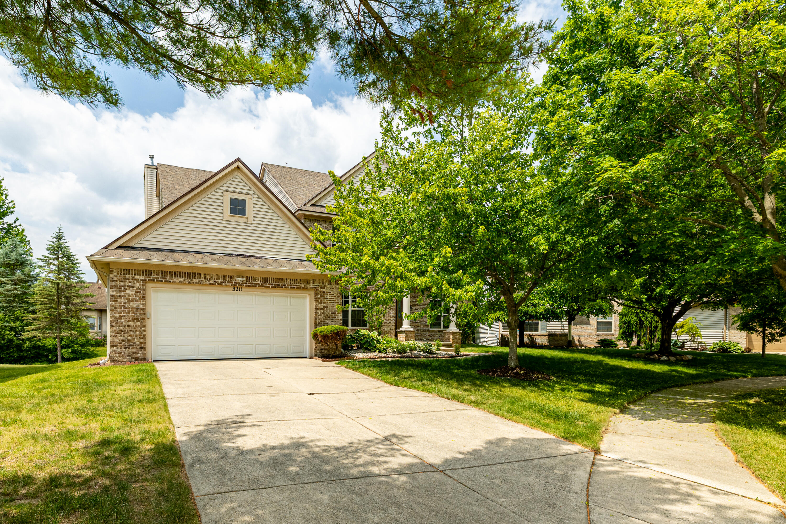 3211 Foxway Court