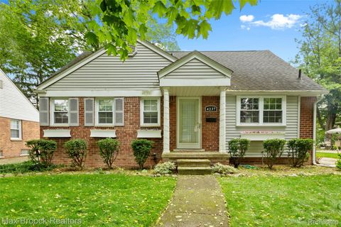 4237 Wakefield Road Berkley City MI 48072