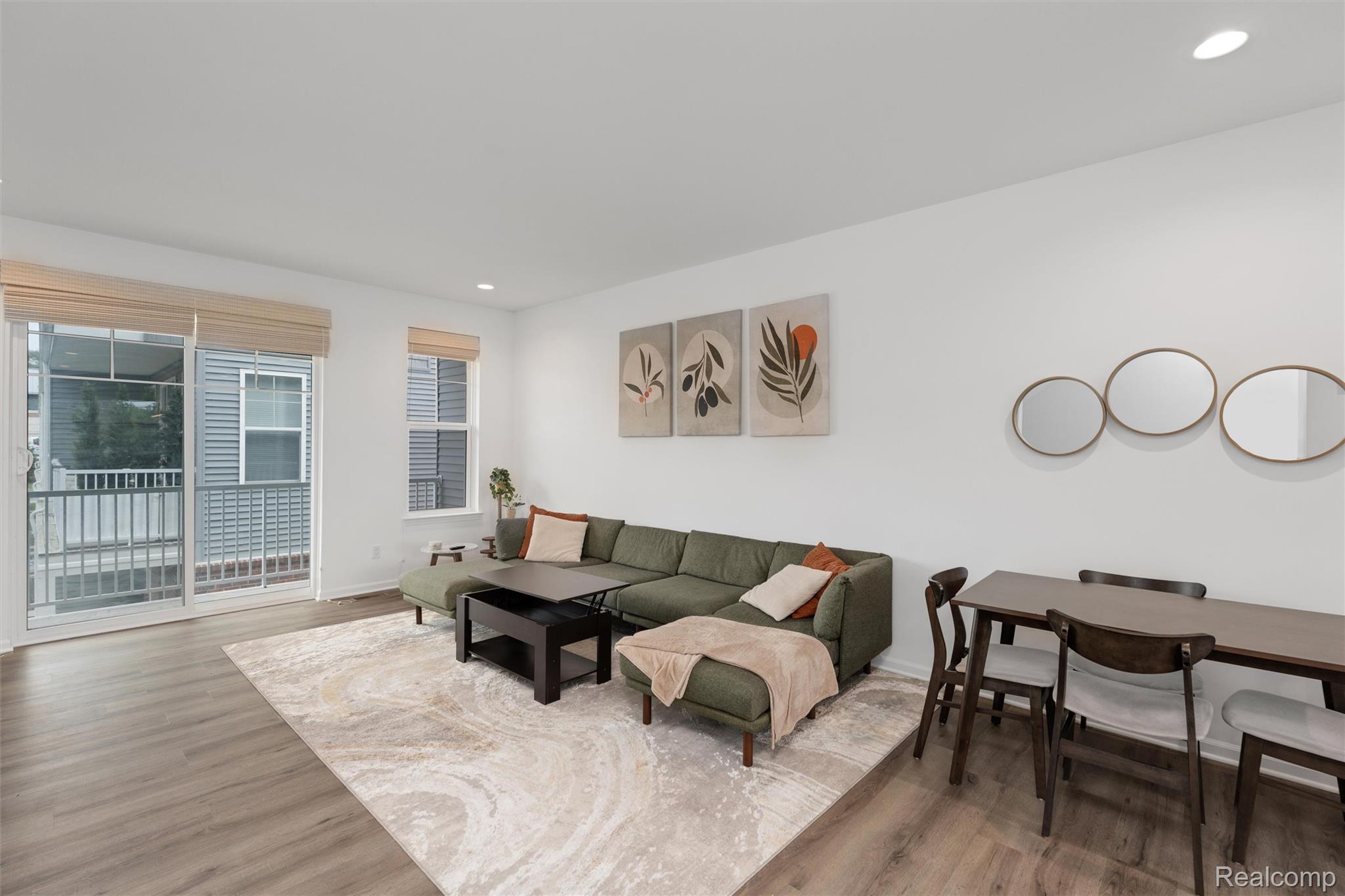 3971 Trailwaycommons Circle