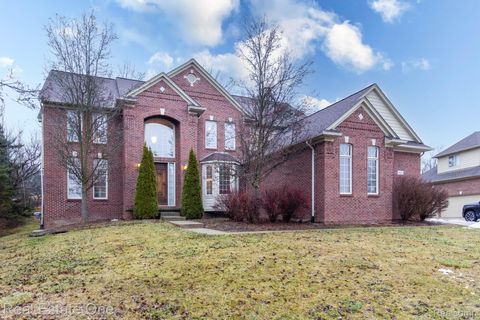 6536 Chatham Circle Rochester Hills City MI 48306