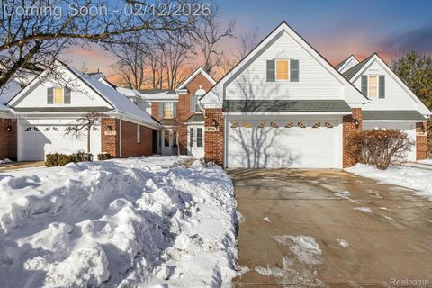 606 Shady Maple Drive Wixom City MI 48393