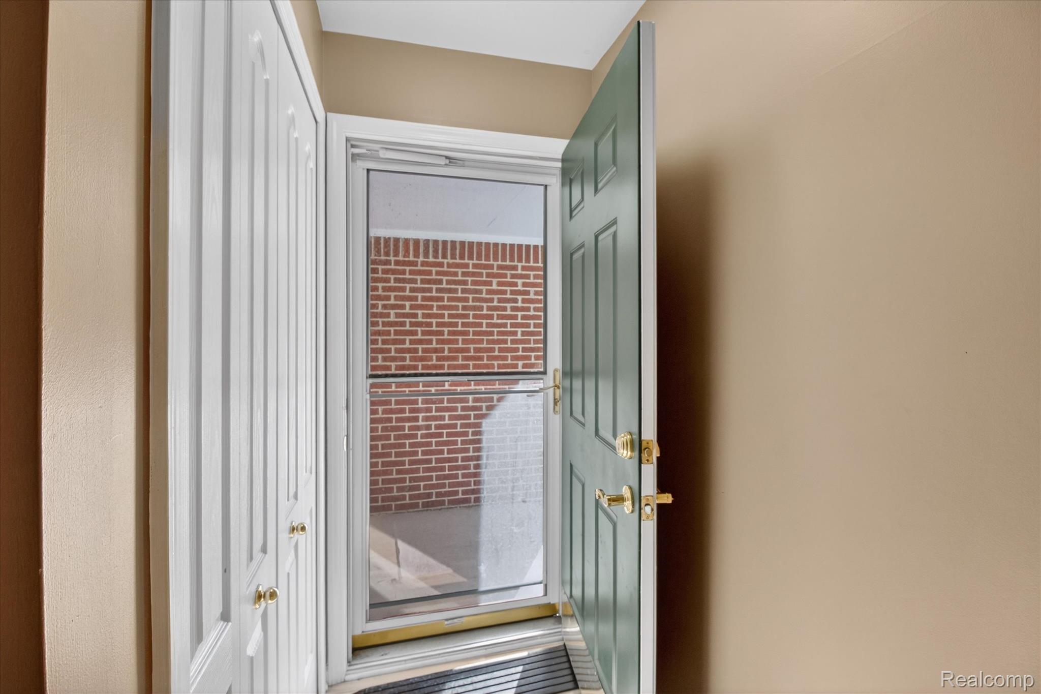 606 Shady Maple Drive