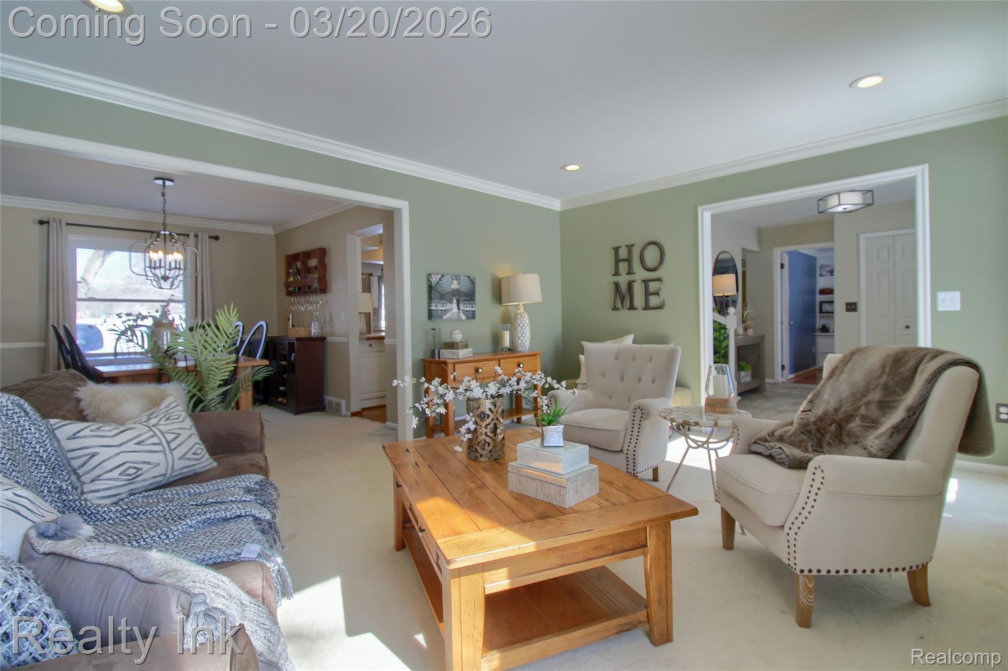 25472 Livingston Circle