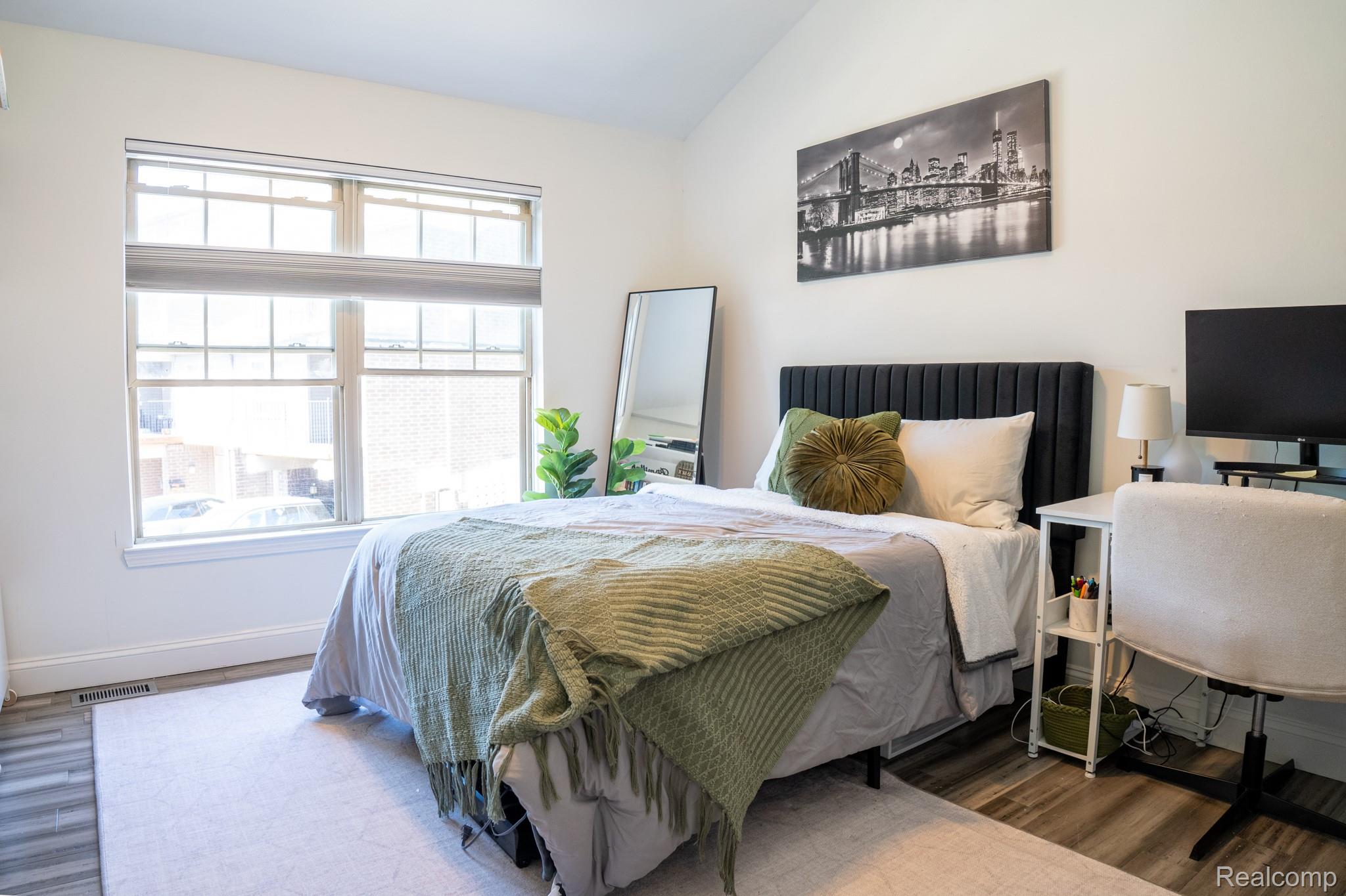 Dearborn City, Michigan 48126, United States, 2 Bedrooms Bedrooms, ,2 BathroomsBathrooms,Residential,Active,139941