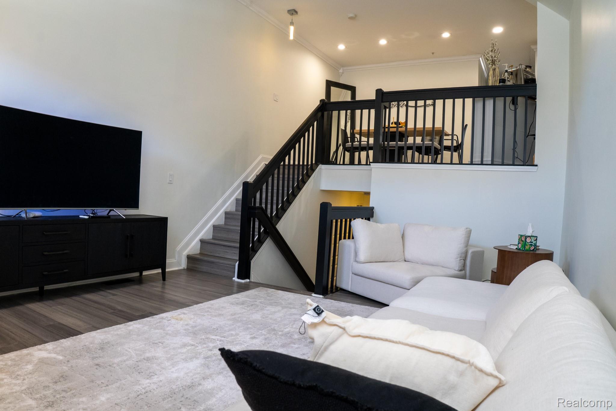 Dearborn City, Michigan 48126, United States, 2 Bedrooms Bedrooms, ,2 BathroomsBathrooms,Residential,Active,139941