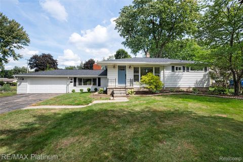 1120 Orchid Street Waterford Charter Township MI 48328