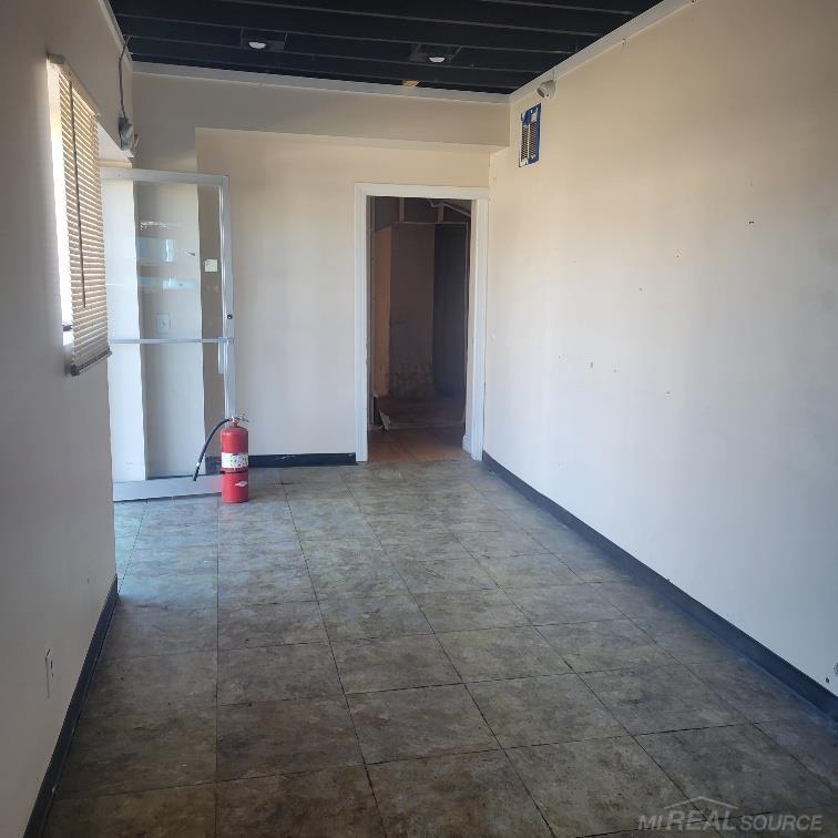 608 E 10 Mile Street