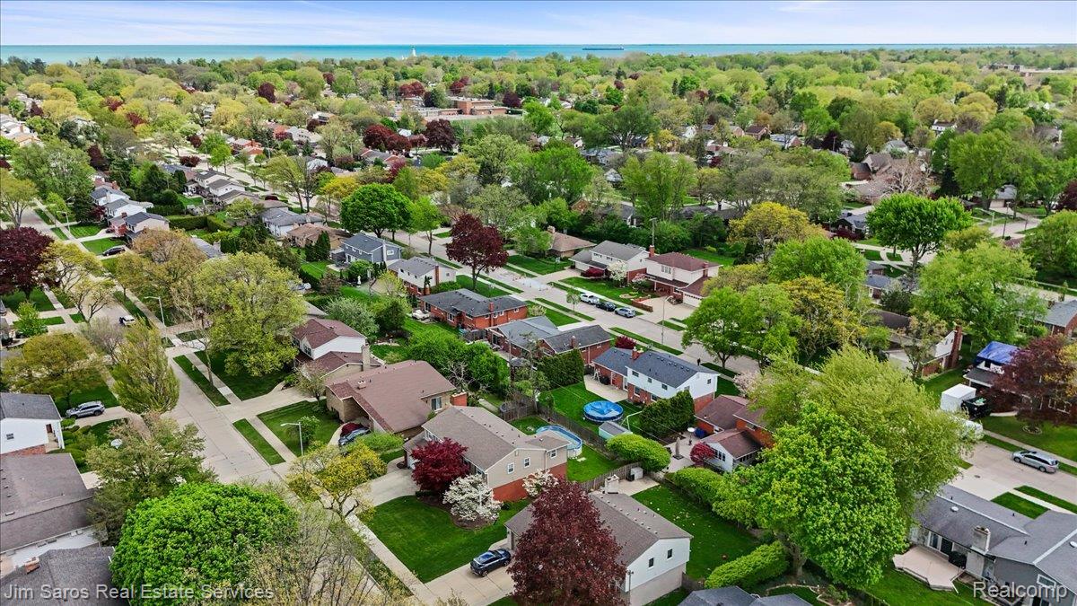 1024 Blairmoor Court