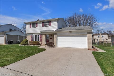 39052 Howell Street Livonia City MI 48154