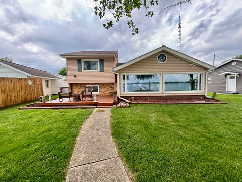 Photo of 163 Lakeside Drive, Quincy Township, MI 49082 (MLS # 62026029592)