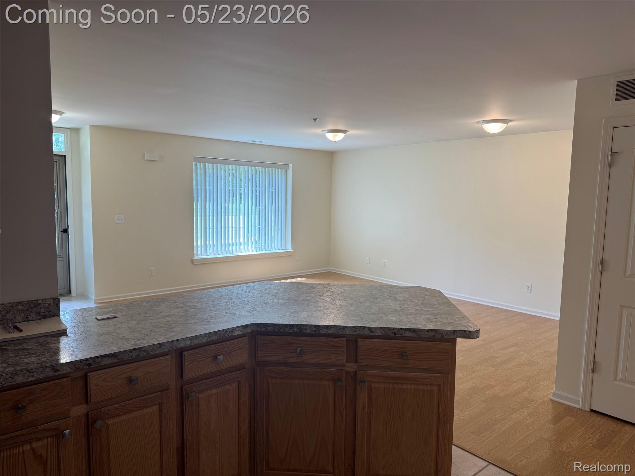 34086 Utica Road