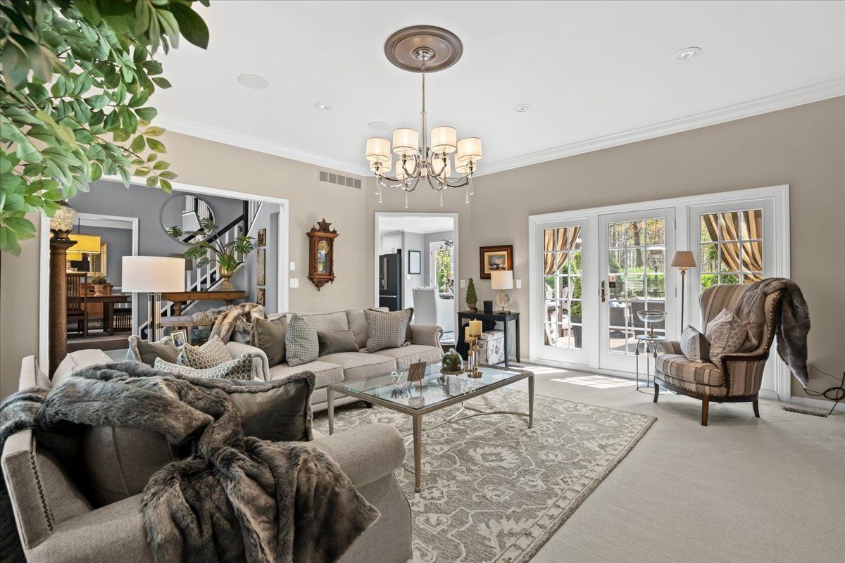 8746 S CHRISTINE Drive
