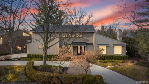 4695 Maura Lane West Bloomfield Charter Township MI 48323