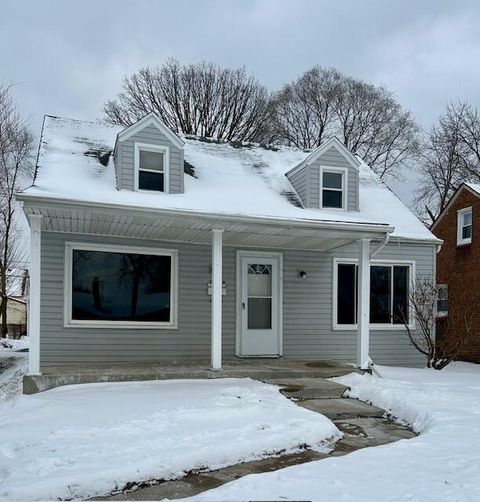 Photo of 5718 Fenton Street, Dearborn Heights City, MI 48127 (MLS # 81026003334)