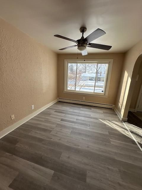 Tiny photo for 5718 Fenton Street, Dearborn Heights City, MI 48127 (MLS # 81026003334)