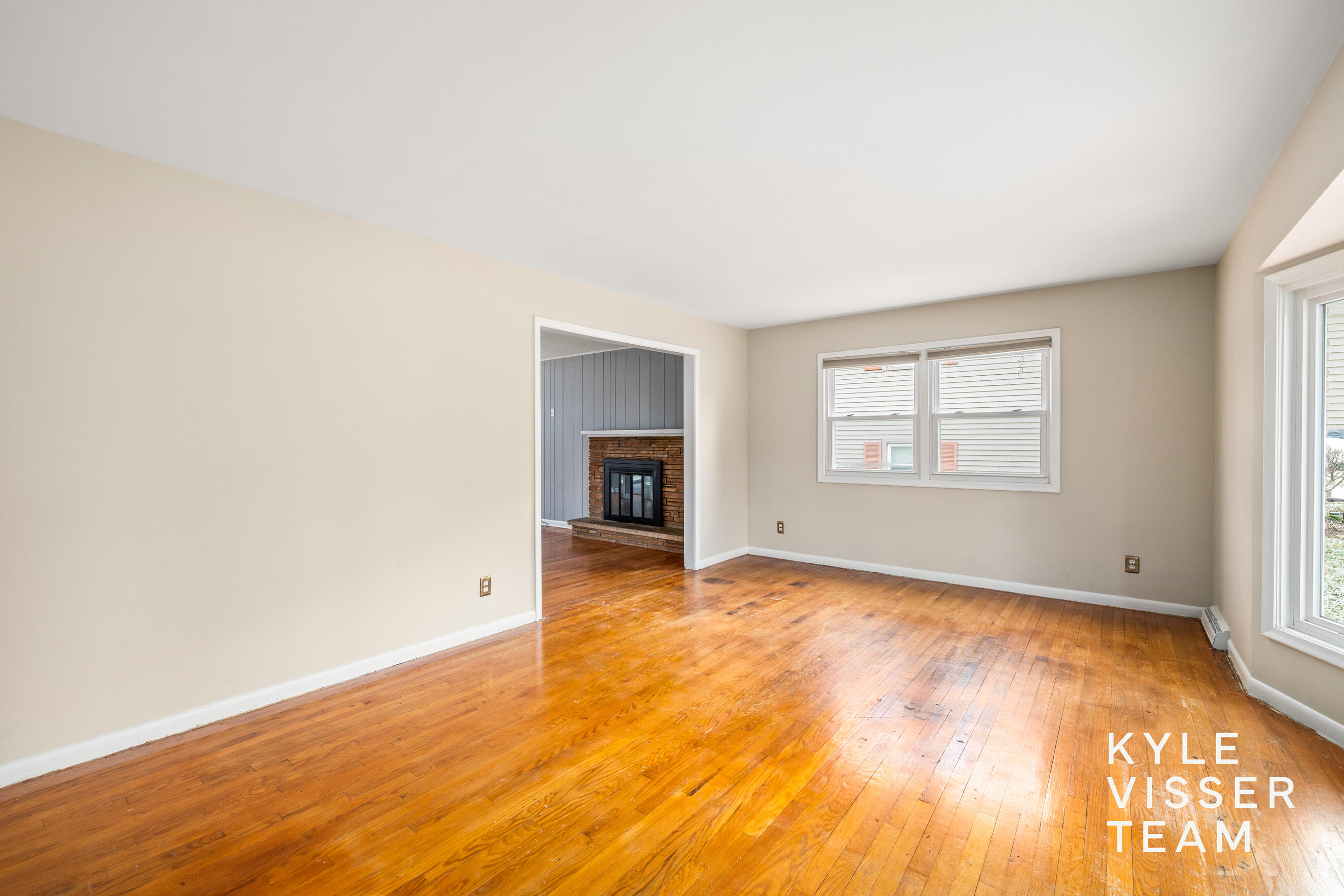 4455 Cloverleaf Drive SE