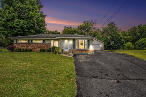 201 Beaumont Drive Emmett Charter Township MI 49014