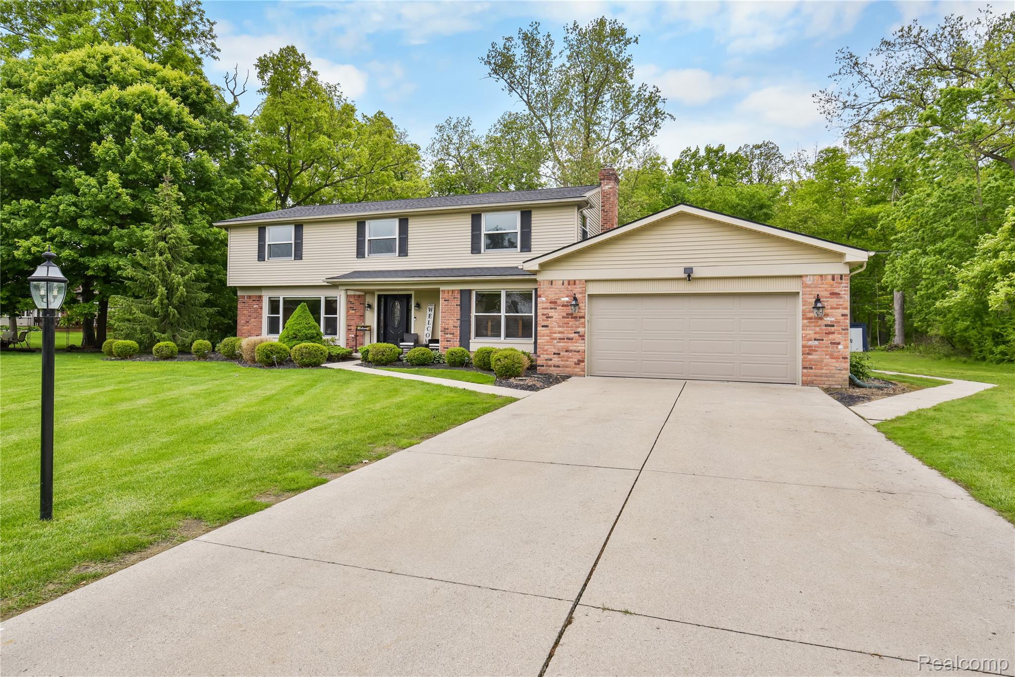 26060 Hidden Lane