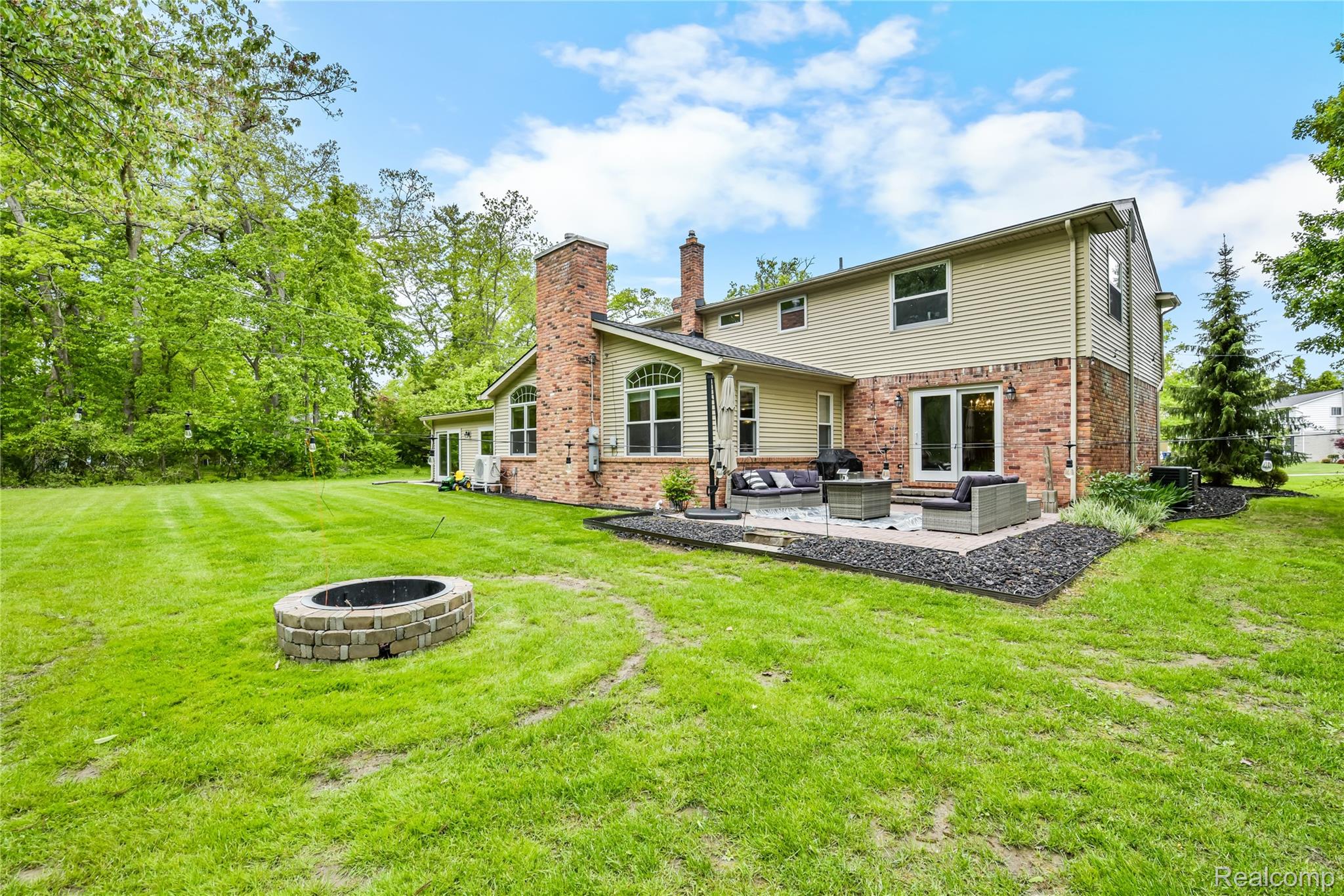 26060 Hidden Lane