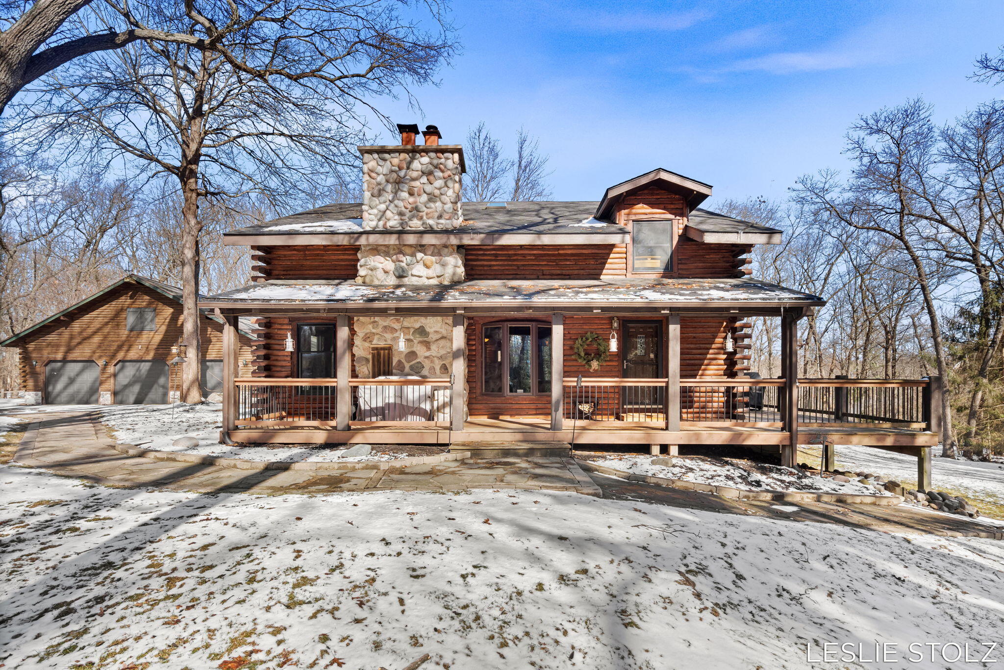 8835 Vergennes Street SE