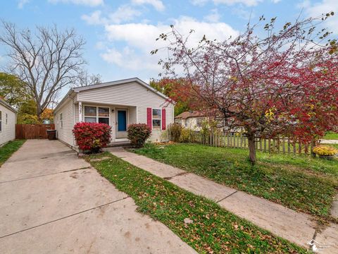 527 Railroad Street Monroe City MI 48161