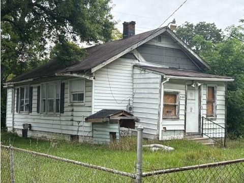 Photo of 3188 E Hemphill Road, Burton City, MI 48529 (MLS # 81025061871)