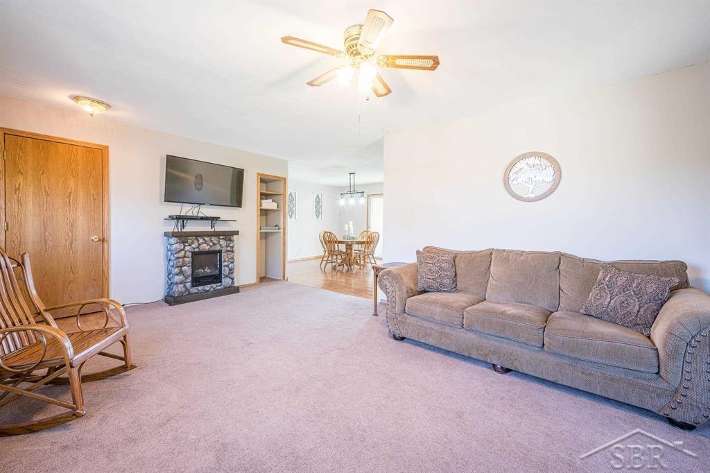 8100 E Grass Lake Road