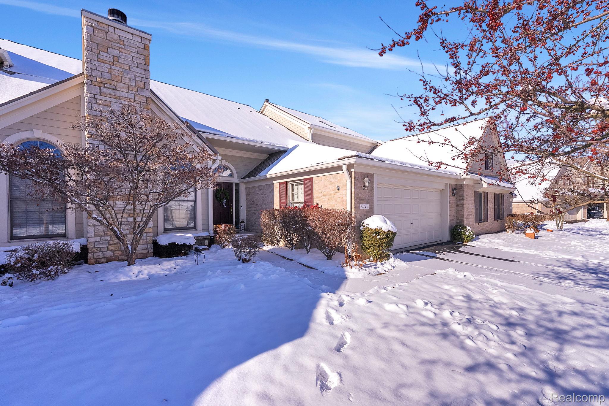 16729 Lyonhurst Circle