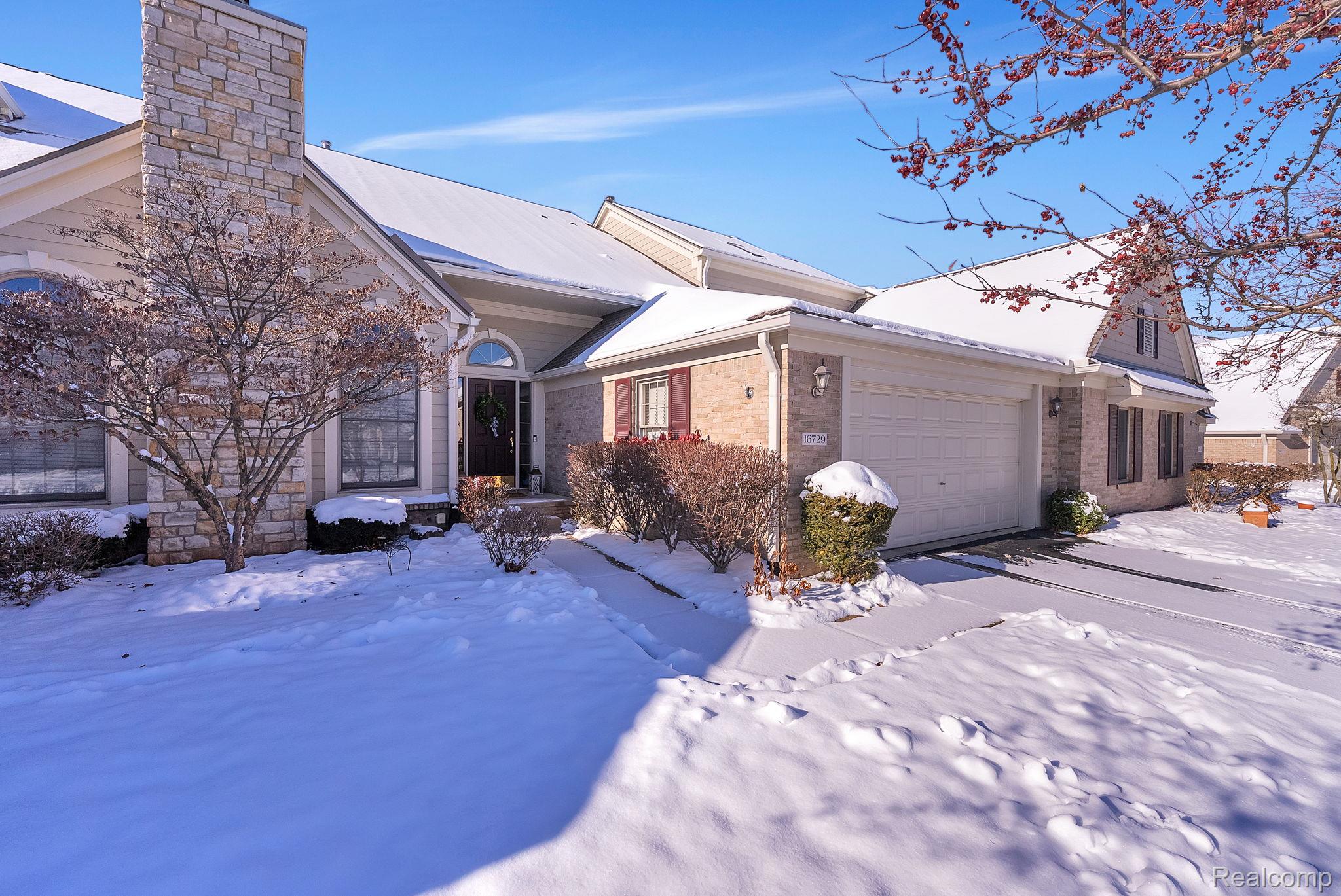 16729 Lyonhurst Circle