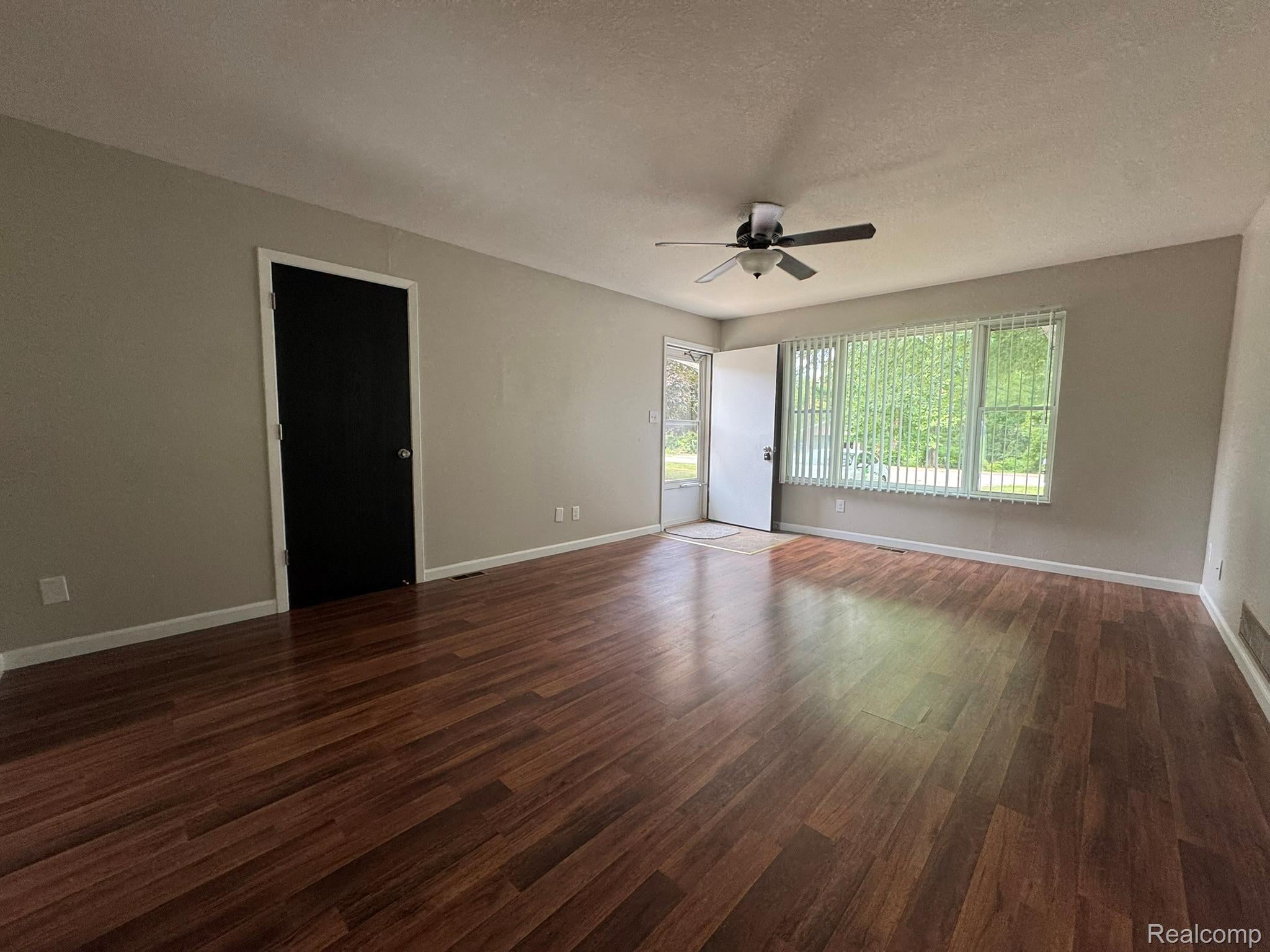 1021 MILL
