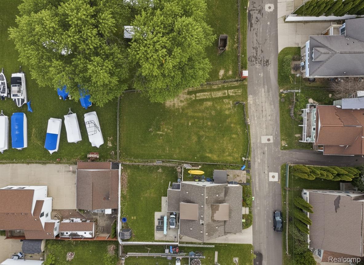 1628 Beechmont Street