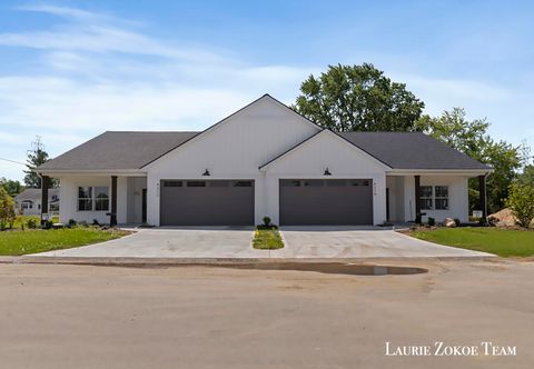 4341 Tallman Woods Drive NW 9 Walker City MI 49534