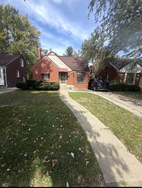 Photo of 15691 Manning Street, Detroit City, MI 48205 (MLS # 20261085074)