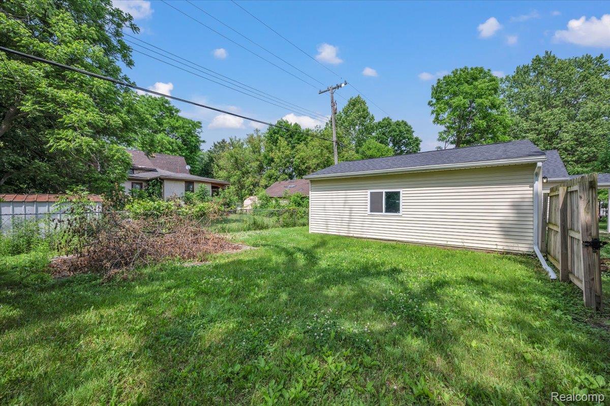 394 S Elm Street