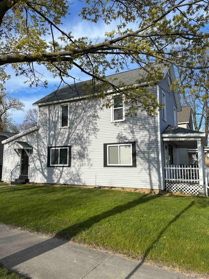 310 W Court Street