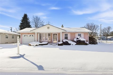 532 Michigan Avenue Marysville City MI 48040