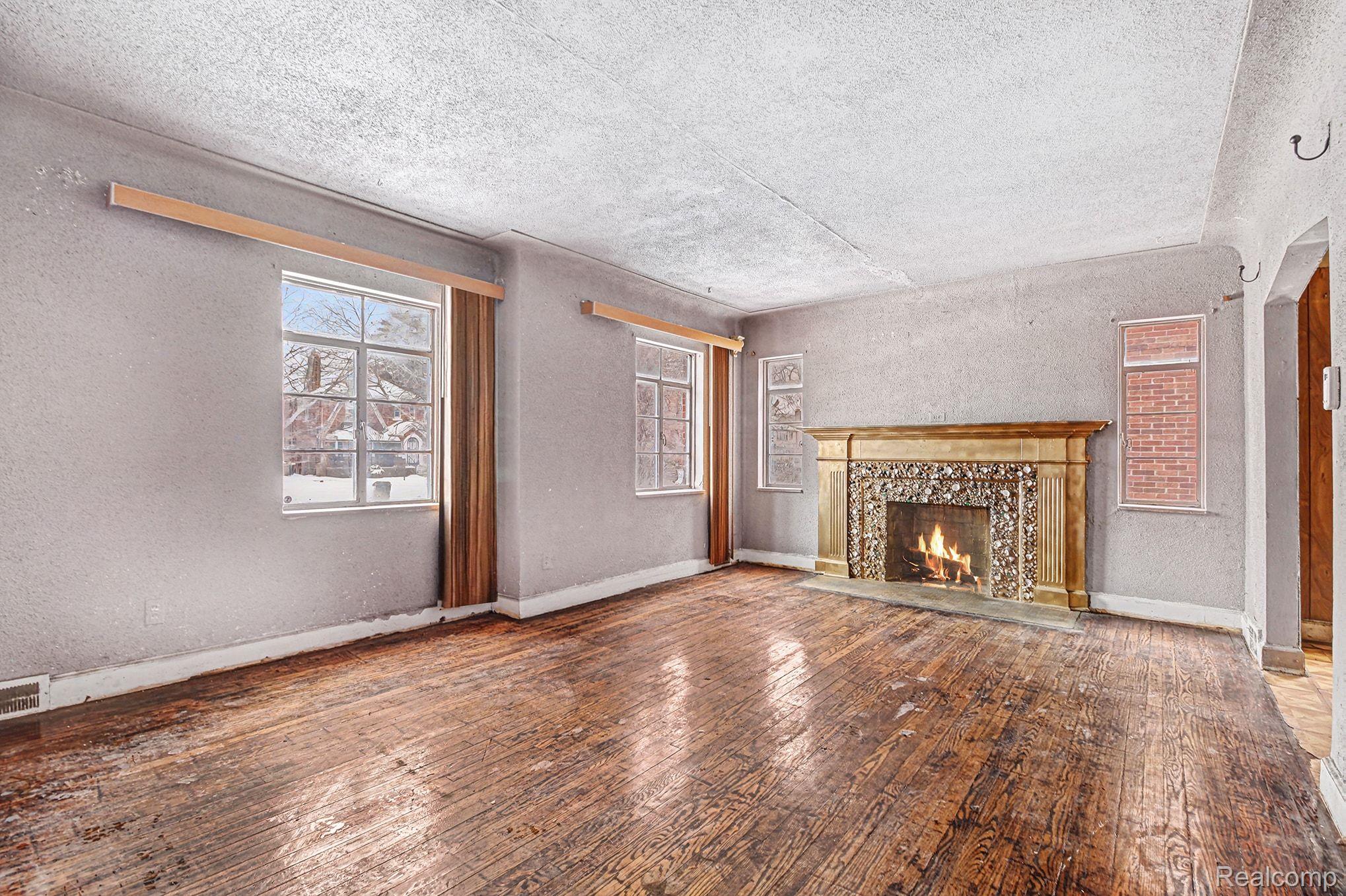 18679 Santa Barbara Drive