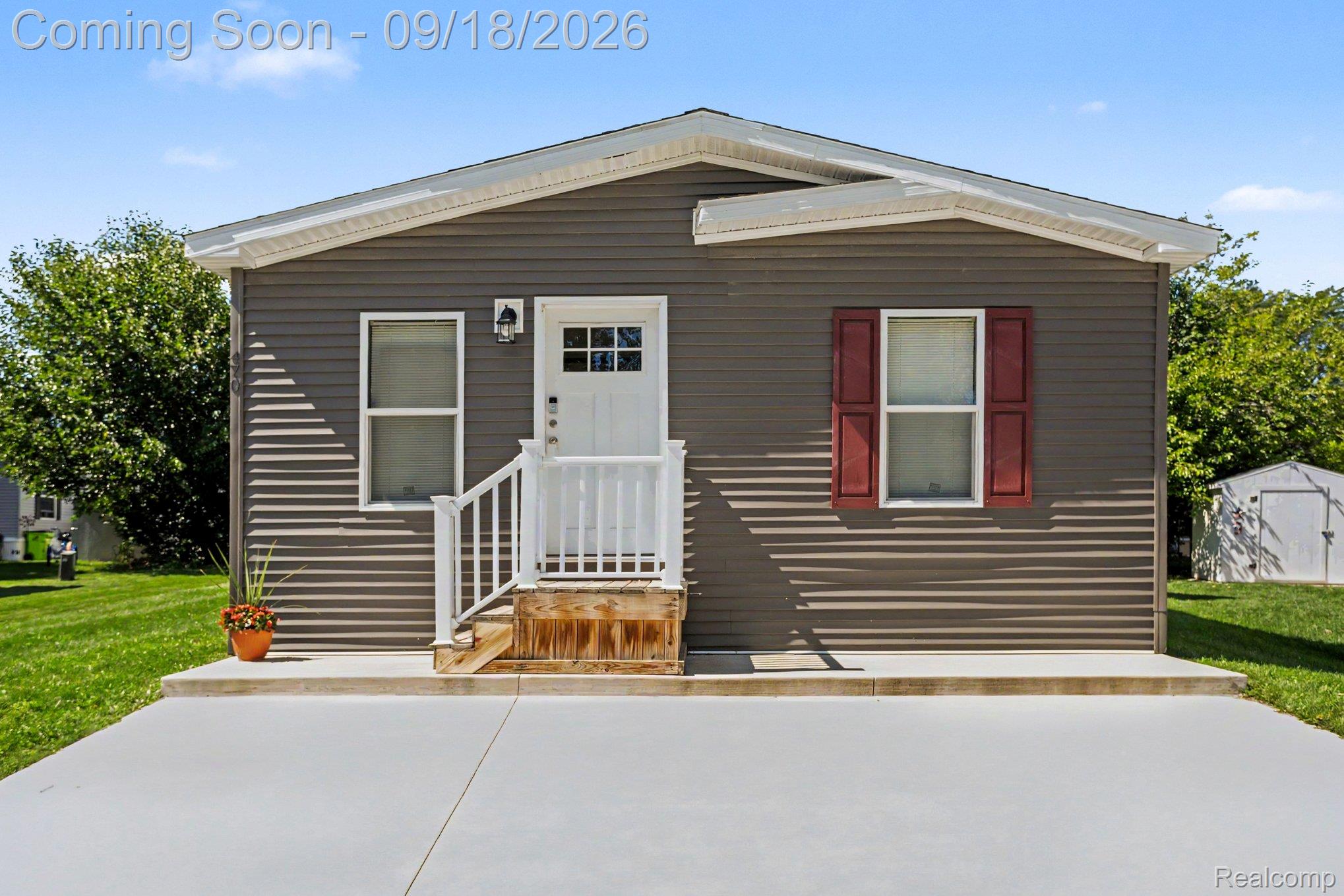470 Flamingo Street