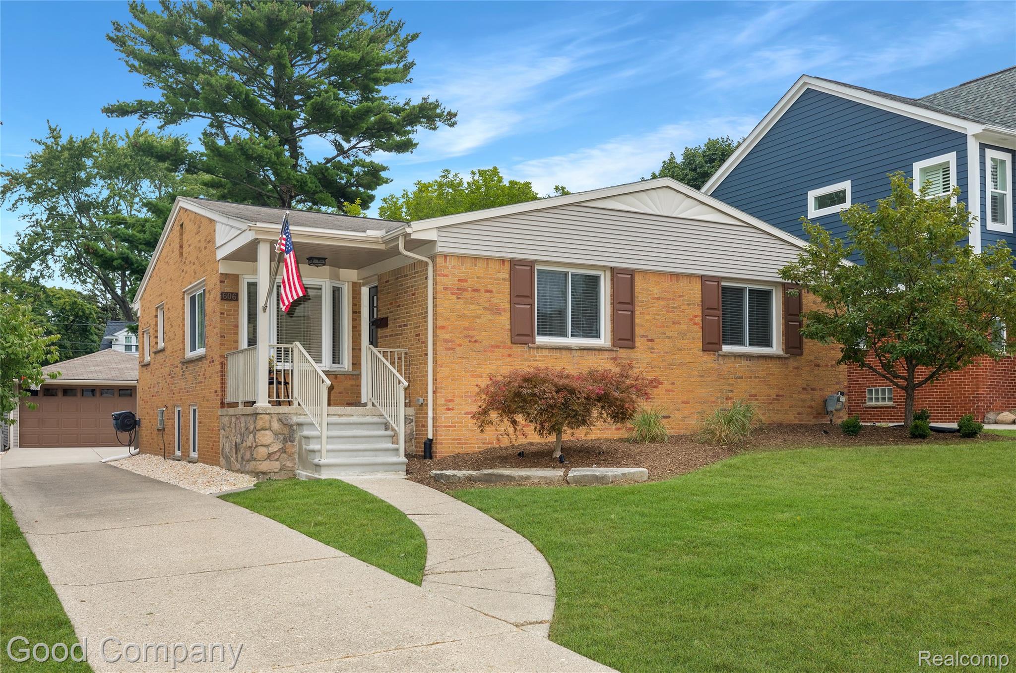 606 Magnolia Avenue