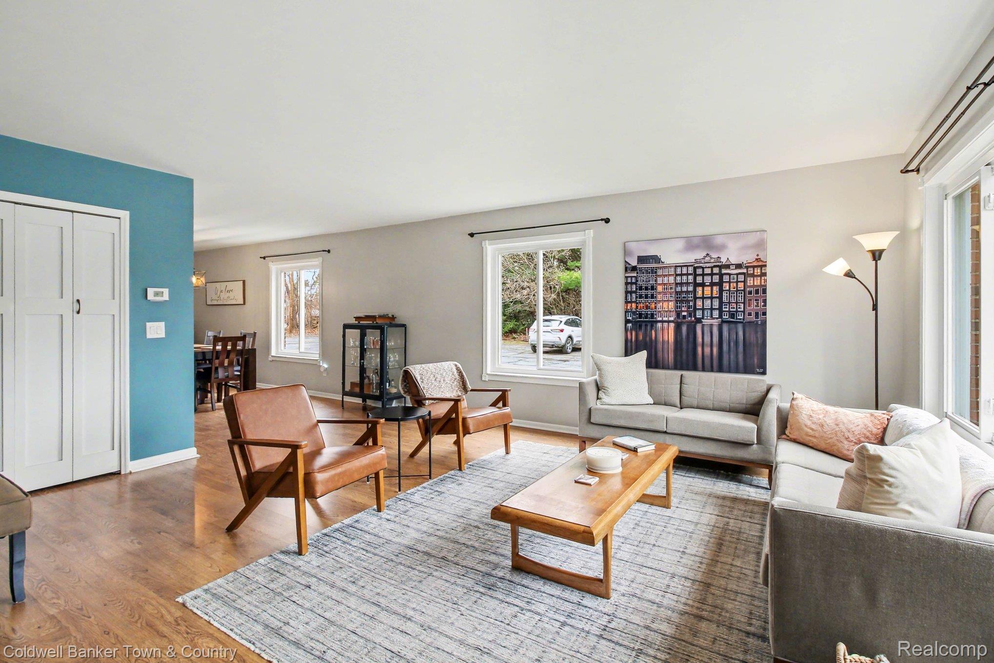 5084 Kintyre Lane