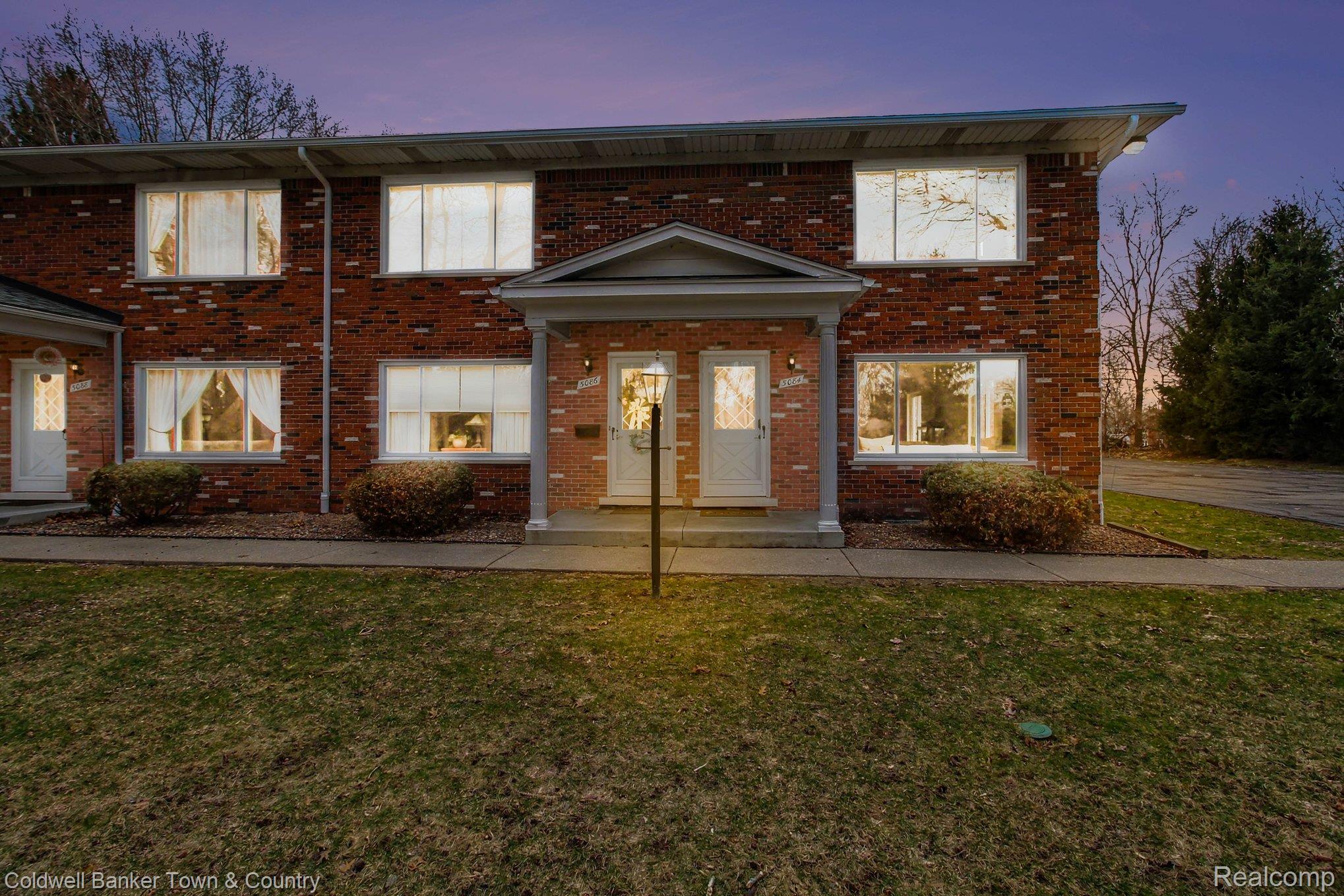 5084 Kintyre Lane