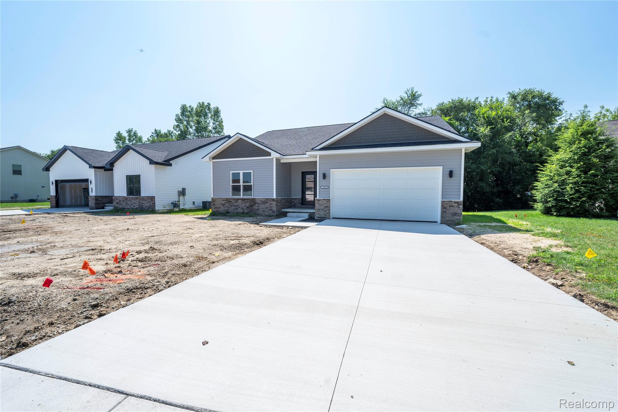 1405 Cedarcrest Drive