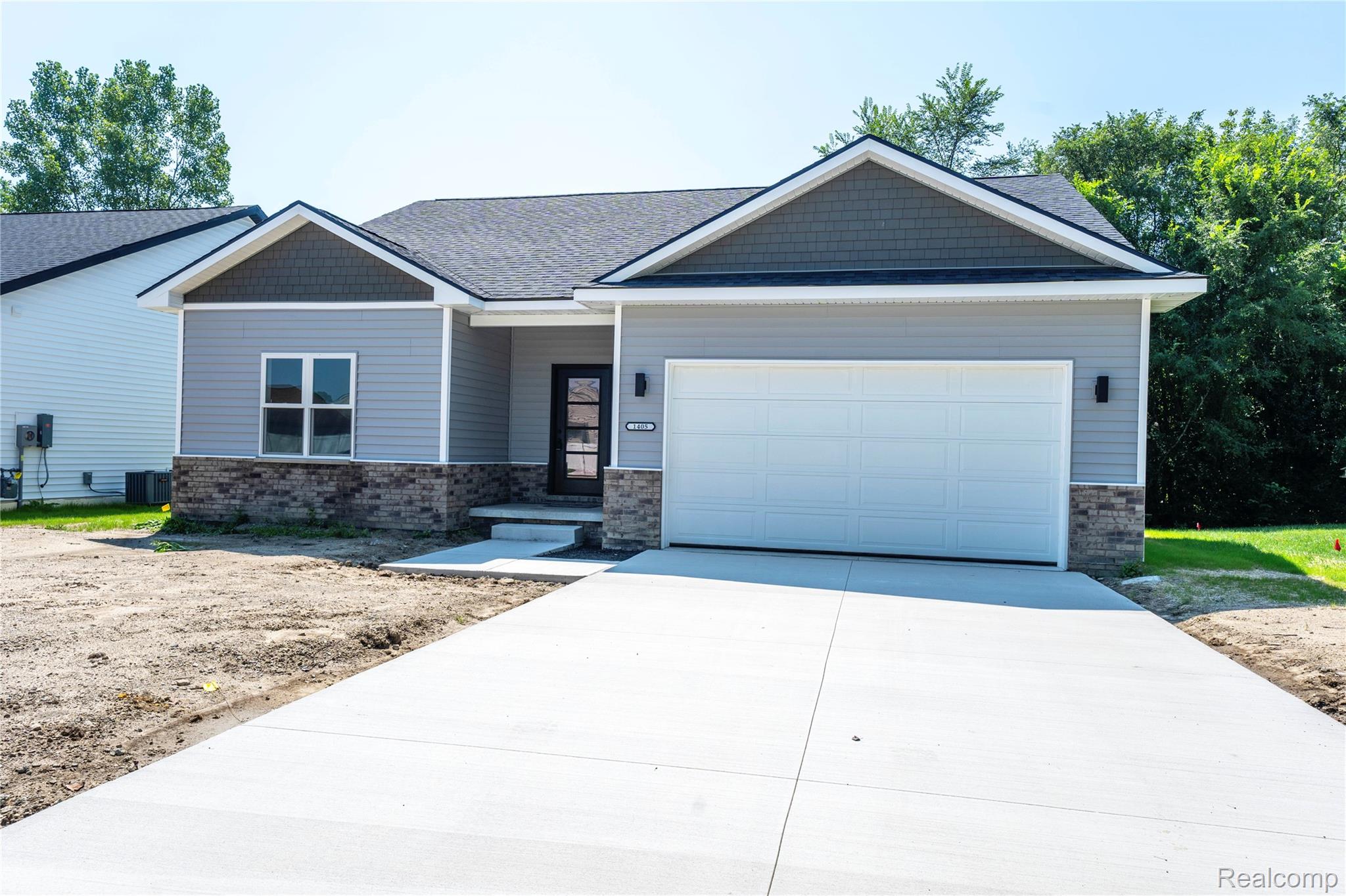 1405 Cedarcrest Drive