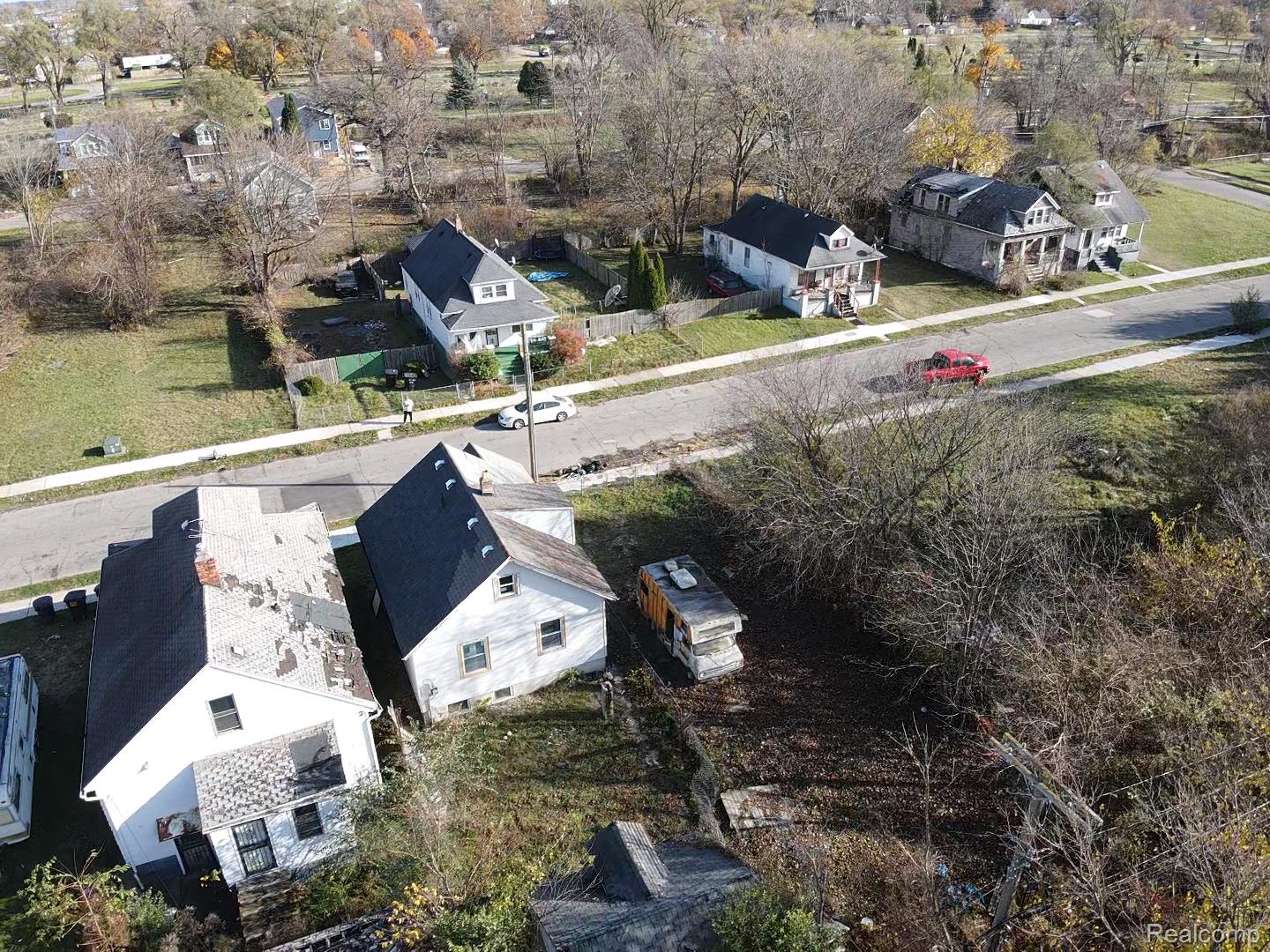 13757 SPARLING Street