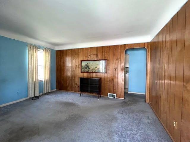 Hazel Park City Oakland, Michigan 48030, United States, 3 Bedrooms Bedrooms, ,1 BathroomBathrooms,Residential,Pending,99433