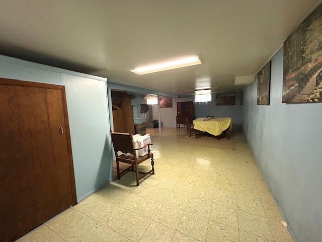 Hazel Park City Oakland, Michigan 48030, United States, 3 Bedrooms Bedrooms, ,1 BathroomBathrooms,Residential,Pending,99433