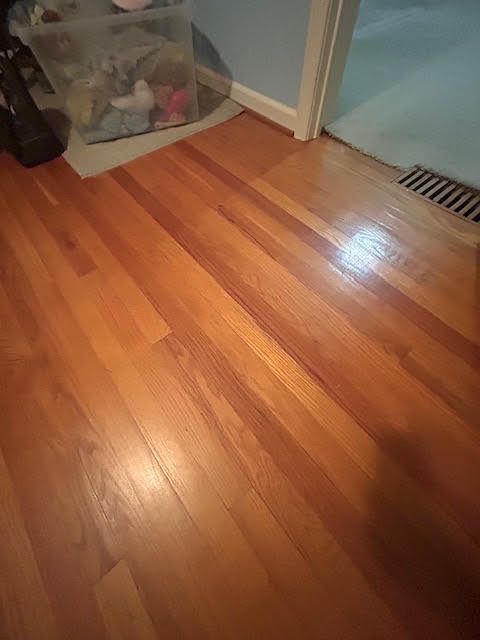 Hazel Park City Oakland, Michigan 48030, United States, 3 Bedrooms Bedrooms, ,1 BathroomBathrooms,Residential,Pending,99433